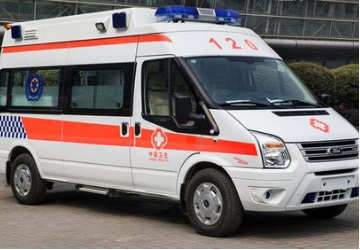 含山县救护车租赁