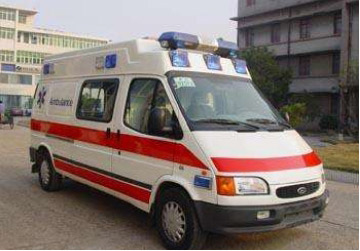 含山县救护车租赁