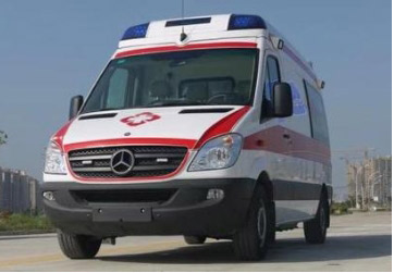 含山县救护车租赁